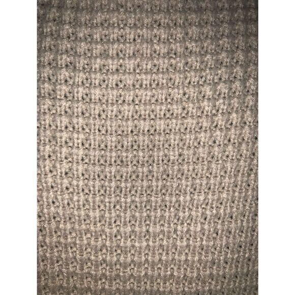 Forever 21 Sweater  - Picture 7 of 7